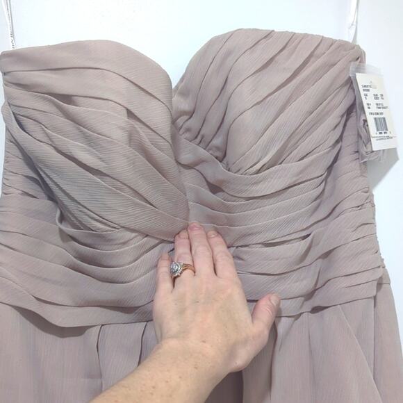 David's Bridal Strapless Crinkle Chiffon Dress Shade Biscot Women's Size 12 - Picture 3 of 9